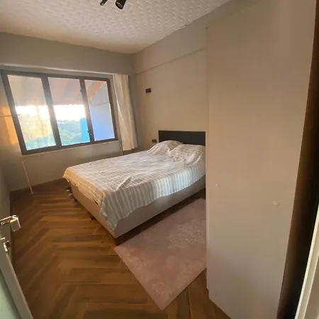Vila Basiskele Lueks Muestakil Havuzlu